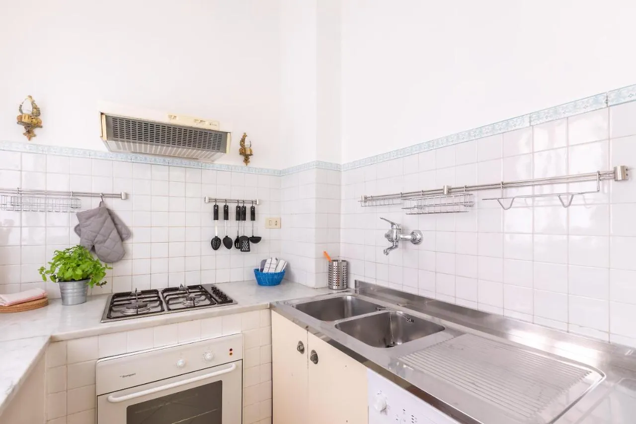 Spectacularly Bright, By Piazza Navona And The Pantheon - A/C, Wifi, Elevator Apartment Rome